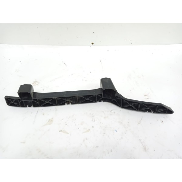 Guia Esquerdo Para-choque Traseiro Fiat Freemont 2.4 2013