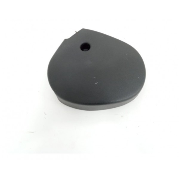 Acabamento Banco Dianteiro Direito  Malibu 2010 2011