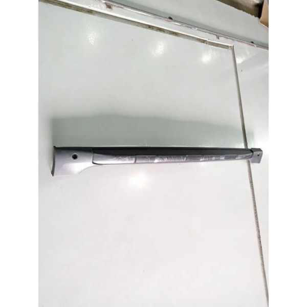 Spoiler Lateral Esquerdo Citroen Aircross 1.6 2018 Detalhe Preto