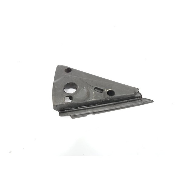 Isopor Retrovisor Direito Bmw X1 2012