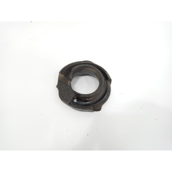 Batente Superior Mola Traseira Esquerda Bmw X1 2012 Detalhe