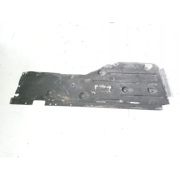 Protetor Assoalho Direito Bmw X1 2012 Detalhe