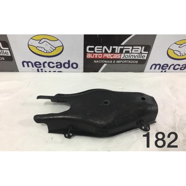 Capa Balança Suspensão Traseira Esquerda Mercedes C180 2014
