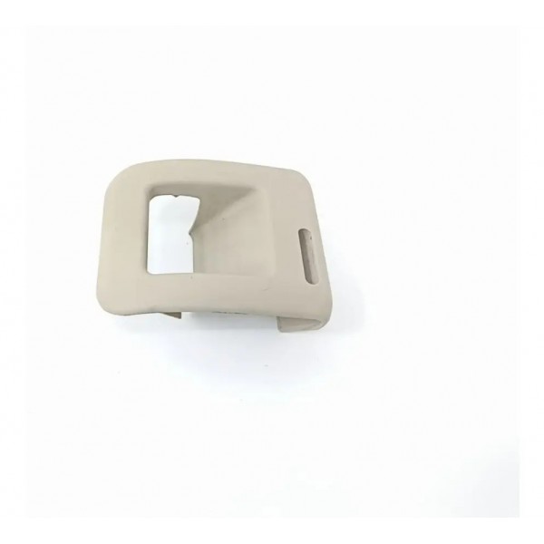 Acabamento Banco Traseiro Esquerdo Audi Q3 2015