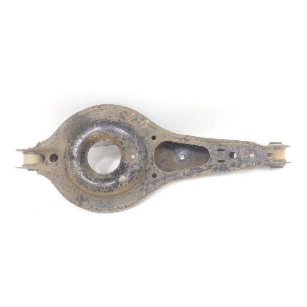 Bandeja Balança Traseira Esquerda Ford Focus 2016