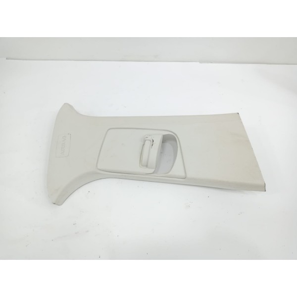 Acabamento Di Coluna Central Focus 2.0 Titanium 2016 Detalhe