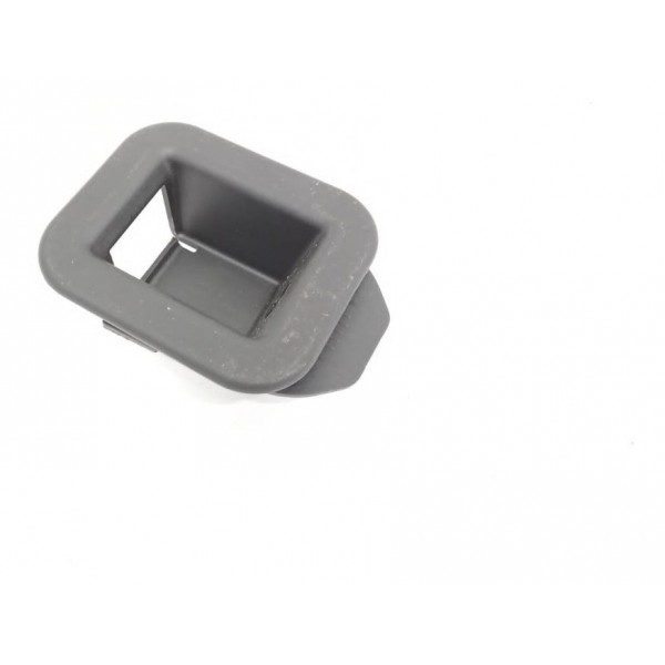 Acabamento Isofix Banco Traseiro Direito Renegade 2021