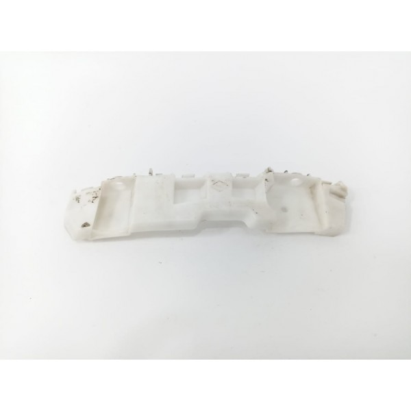 Guia Parachoque Dianteiro Esquerdo Renault Logan 1.0 2018