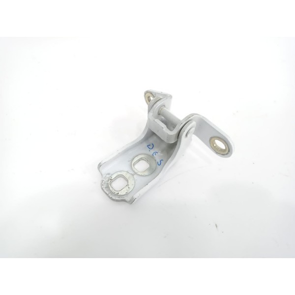 Dobradiça Superior Porta Dianteira Esquerda Tracker 2018