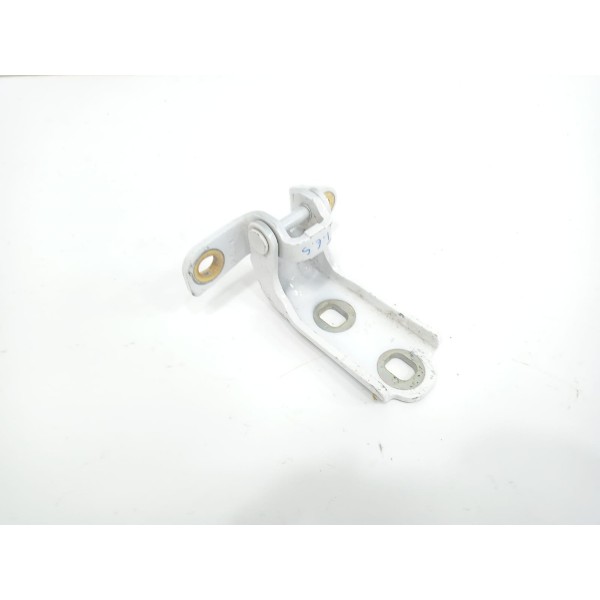 Dobradiça Superior Porta Traseira Esquerda Tracker 2018