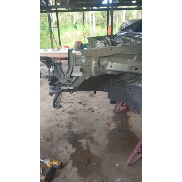 Longarina Esquerda Citroen C4 Cactus 2022