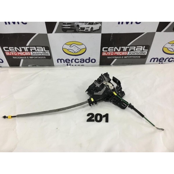 Fechadura Dianteira Esquerda Mercedes C180 2014