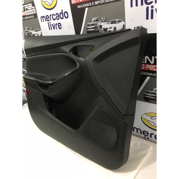 Forro De Porta Dianteira Esquerda Ford Focus Titanium 2017