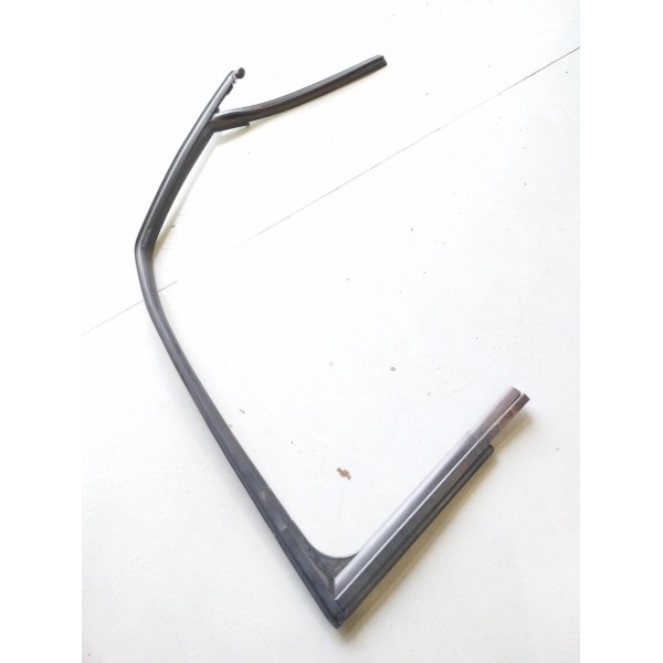 Borracha Guarnição Dianteira Direita Audi A1 Tfsi 1.4 2012