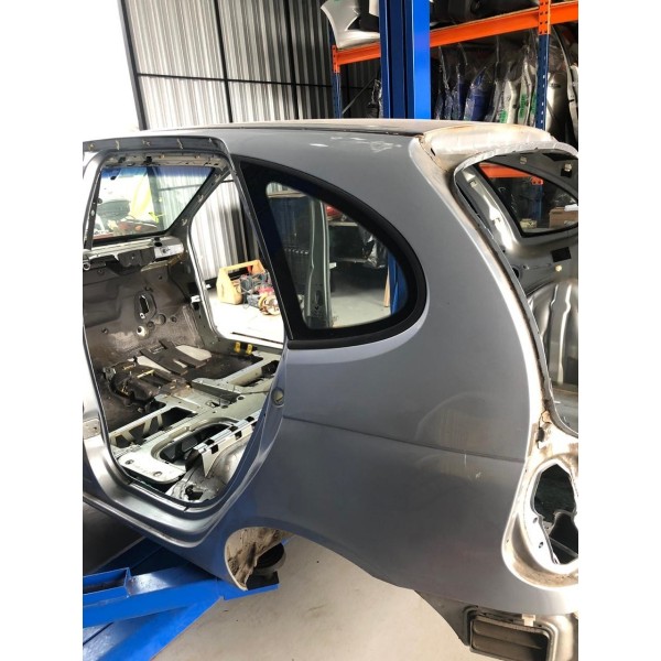 Lateral Traseira Esquerda Renault Scenic 2004 2005 2006 2007