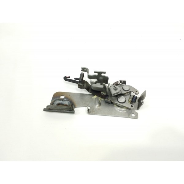 Trava Banco Traseiro Esquerdo Honda Crv 2.0 4×4 2009