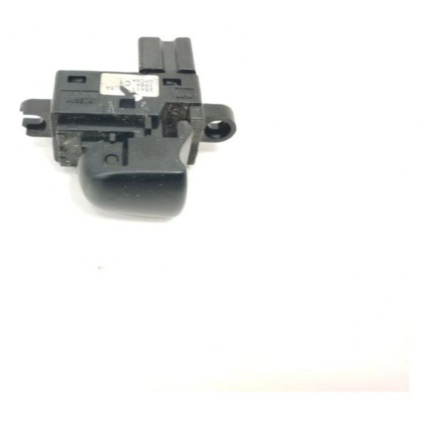 Botão Vidro Porta Dianteira Direita Nissan Sentra 2015