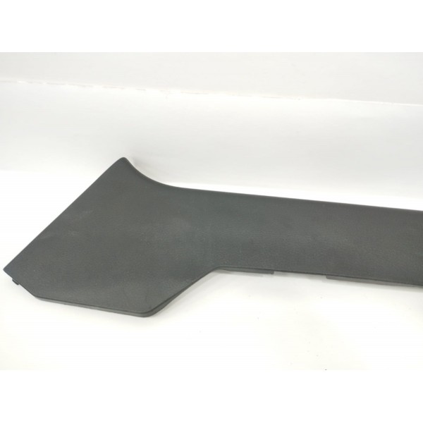 Acabamento Coluna Traseira Esquerda Nissan Sentra 2015