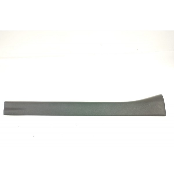 Soleira Dianteira Direita Nissan Sentra 2015