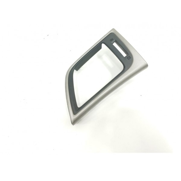 Moldura Difusor Direito Painel Nissan Sentra 2015