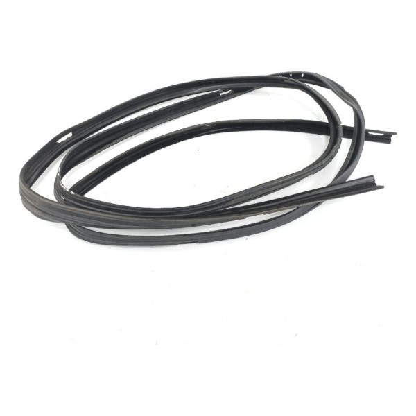 Vedação Porta Dianteira Direita Mercedes-benz Axor 1933 2012