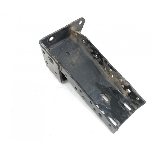 Suporte Dir Parachoque Diant Mercedes-benz Axor 1933 2012