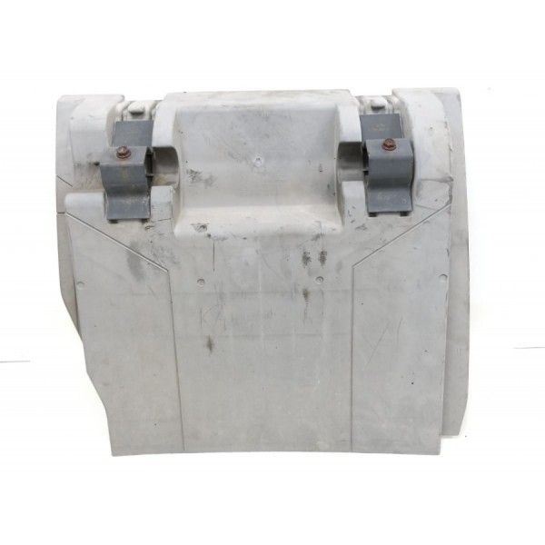 Paralama Traseiro Esquerdo Mercedes-benz Axor 1933 2012