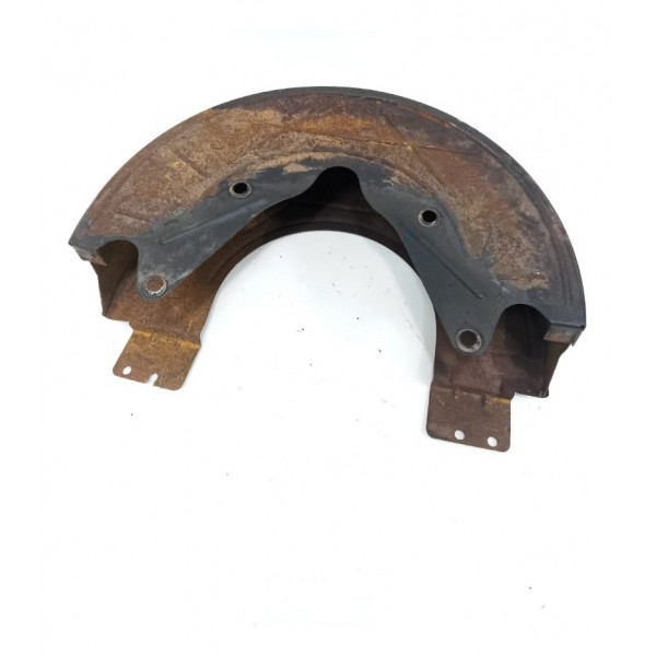 Capa Disco Traseiro Direito Mercedes-benz Axor 1933 2012