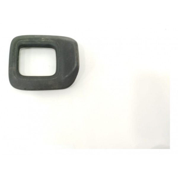 Acabamento Trava Banco Traseiro Direito Jeep Compass 2022