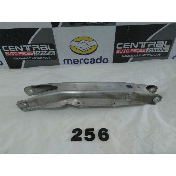 Balança Bandeja Traseira Direita Mercedes Cla 200 2015