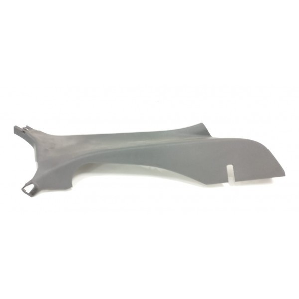 Acabamento Soleira Direita Banco Traseiro Vw Virtus Msi 2021 Preto