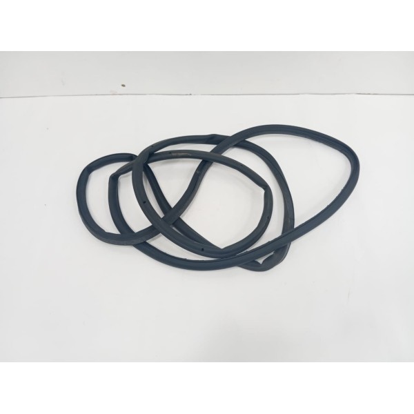 Borracha Vedação Traseira Direita Vw Jetta Gli 2021