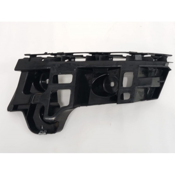 Guia Esquerdo  Para-choque Traseiro Vw Jetta Gli 2021