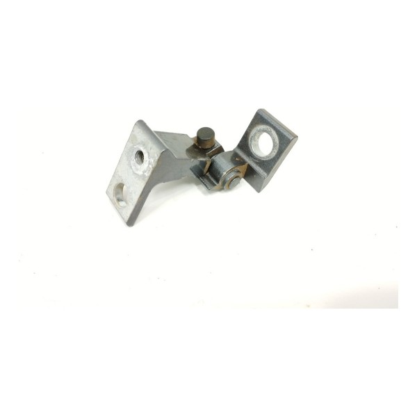 Dobradiça Inferior Traseira Esquerda Vw Jetta Gli 2021 2022