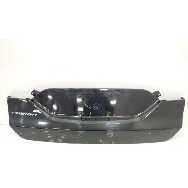 Aplique Tampa Traseira Ford Fusion 2015