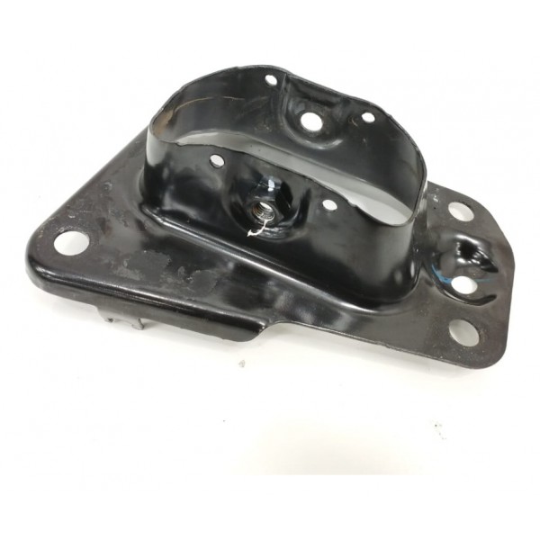 Suporte Braço Facão Traseiro Esquerdo Vw Jetta Gli 2022