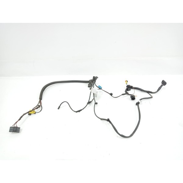 Chicote Banco Dianteiro Direito Audi Q3 2012 8u0971366