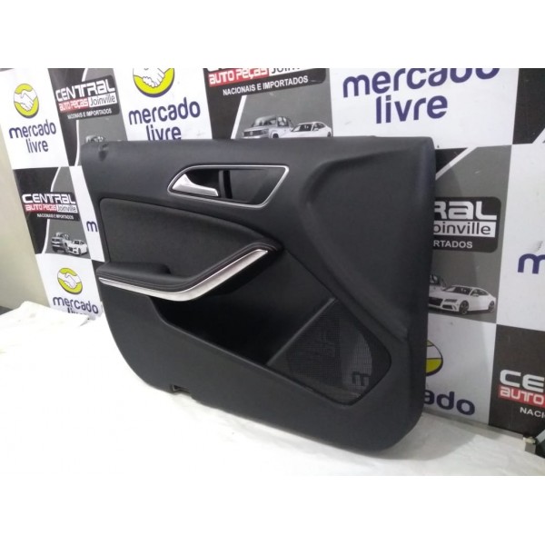 Forro Porta Dianteira Esquerda Mercedes A200 2015 Detalhe