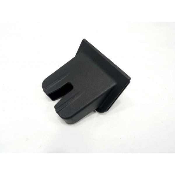 Moldura Acabamento Fechadura Tampa Traseira Audi Q3 2020