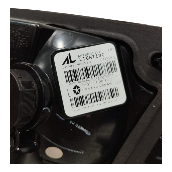 Lanterna Esquerda Tampa Traseira Jeep Compass 2020 Riscos Esquerdo Vermelho