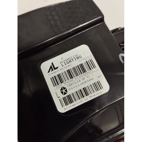 Lanterna Esquerda Jeep Compass 2020 P55112683ae Esquerdo Cinza