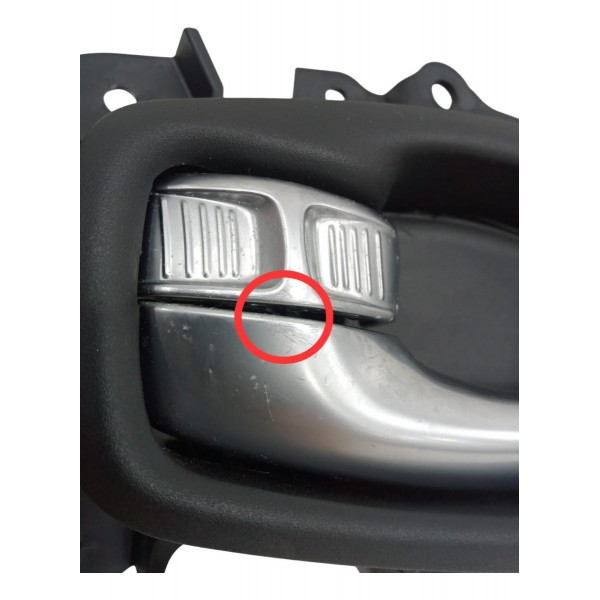 Maçaneta Interna Porta Dianteira Esquerda Jeep Compass 2020  Dianteira