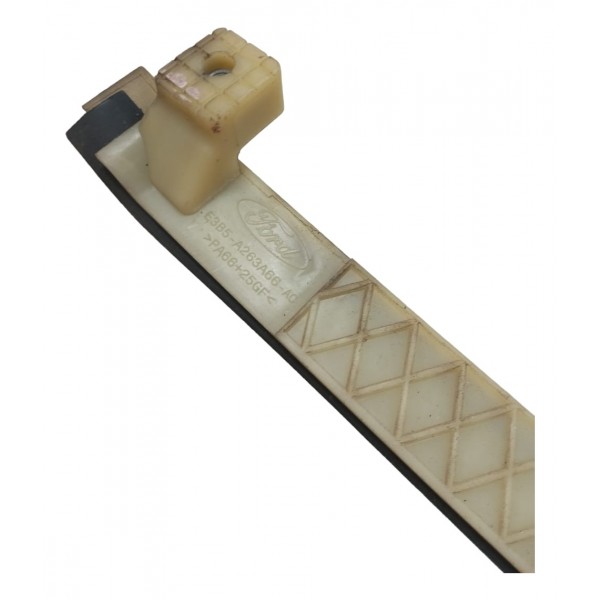 Guia Vidro Traseiro Direito Ford Ka 1.0 3cc 2020 Creme