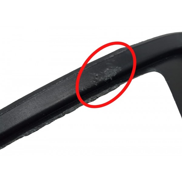 Moldura Esquerda Farol Auxiliar Ford Ka 1.0 2020 Detalhe Preto Esquerdo