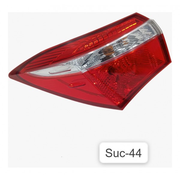 Lanterna Esquerda Toyota Corolla Gli 1.8  2017 Esquerdo Branco