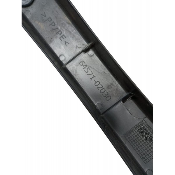 Acabamento Dobradiça Tampa Traseira Dir Corolla Gli 1.8 2017