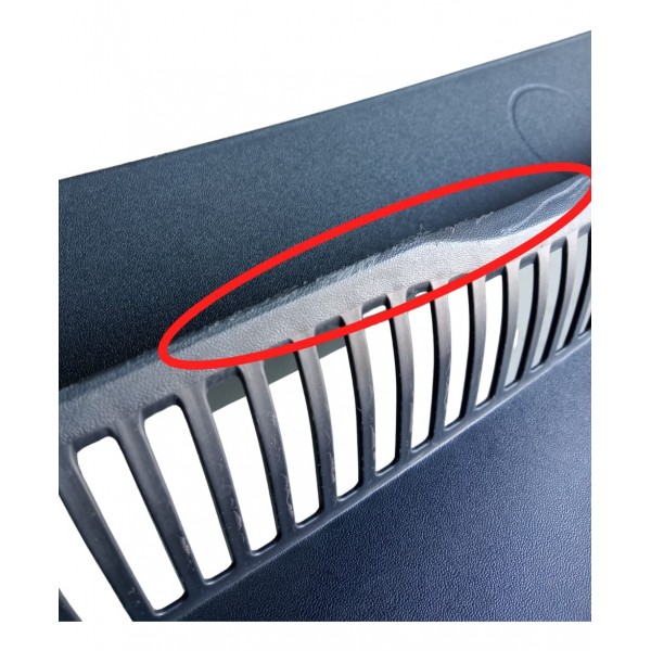 Grade Direita Churrasqueira Vw Nivus 1.0 Comfortline 2022 Brilhante