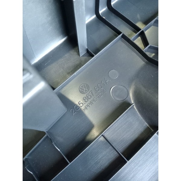 Acabamento Tampa Traseira Vw Nivus 1.0 Comfortline 2022 Preto