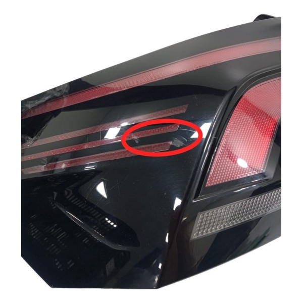 Lanterna Esquerda Vw Nivus 1.0 Comfortline 2022 Esquerdo Vermelho