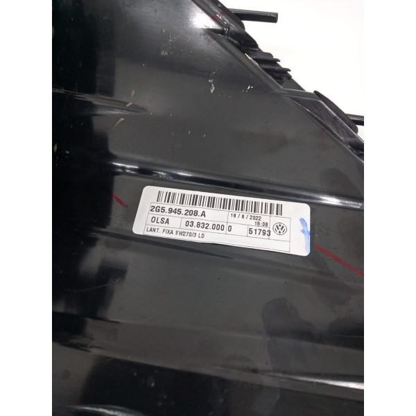 Lanterna Direita Vw Nivus 1.0 Comfortline 2022 Direito Vermelho